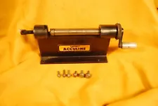 LYMAN ACCULINE CASE TRIMMER W/ PILOTS