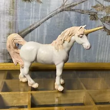 Papo White Unicorn Pink Mane Gold Horn Fantasy Figure 2010 Toy Horse Figurine