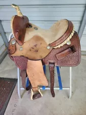 A good Used 13" Brown Color Buffalo Barrel saddle with Some Tooling #1280