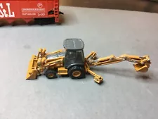 Norsot Case 580 Super M Loader Backhoe HO Scale Trains