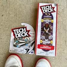 NEW NIB ~ Finesse x Sonic Shadow The Hedgehog HANDBOARD by Tech Deck