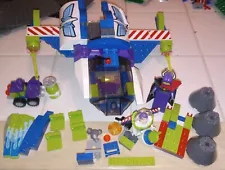 Lego Toy Story: Buzz’s Star Command Spaceship 7593 AS FOUND AS IS SALE WYSIWYG