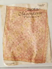 Robyn Pandolph Moondance Quilt Kit Started 2005 Moda