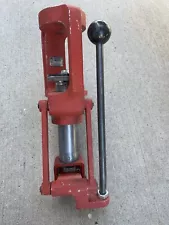 Hornady Pro 7 Progressive Reloading Press- NEEDS SOME TLC