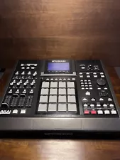 Akai MPC5000 Music Production Drum Machine w/ Synthesizer + Power Cord