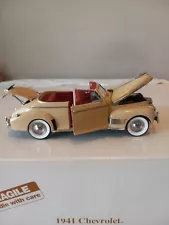 Danbury Mint 1941 Chevrolet Deluxe Convertible 1:24 new