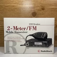 Radio Shack HTX-252 VHF FM Transceiver 19-1127 2-Meter Ham Radio Mic *NEW*