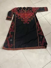 Stunning Handmade Embroidery Arab bedouin dress Thobe Abaya Thob