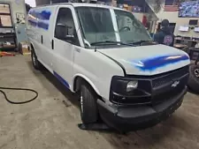 Radiator CHEVY EXPRESS 3500 09 10 11 12 13 14 15 16 17 18 19 20