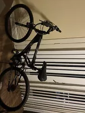 full suspension (SHIMANO) mountain bike.