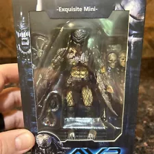 HIYA Masked CHOPPER Predator Alien Vs. Predator Exquisite Mini 1/18 AVP