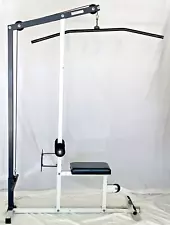 LAT Pulldown Cable Machine (Pre-owned)