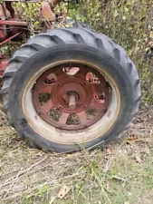 13.6 x 38" 60% tire & Rim ONLY Farmall IH 504 300 350 400 450 JD 620 720 tractor