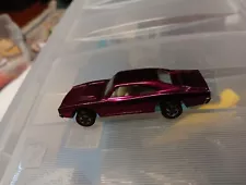 VINTAGE 1968 MATTEL HOT WHEELS REDLINE CUSTOM DODGE CHARGER MAGENTA