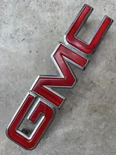 1989-1999 GMC Yukon Sierra Truck Savanna GRILL EMBLEM Badge Logo OEM parts