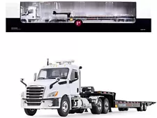 2018 Freightliner Cascadia Day Cab with Fontaine Traverse HT Hydraulic Tail Trai