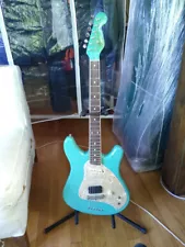 Squier Vista Series Venus Guitar -  Courtney Love model - Sea Foam Green - RH