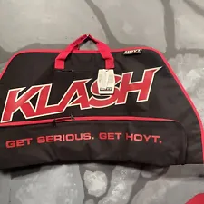 Hoyt Klash padded Compound Bow case with arrow pocket and front pocket