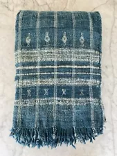 Handwoven Indian Raw Wool Bedspread Bed Blanket Blue White with Fringes