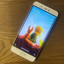 Xiaomi Mi 5 - 64GB - Gold (Unlocked)