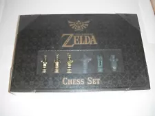 The Legend of Zelda Chess Set USAOPOLY 2017 New Nintendo Sealed