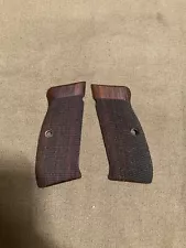 Hogue Cocobolo Grips For CZ-75, CZ-85, Checkered Rosewood. CZ75B