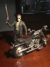 NECA T-800 Terminator 2 Judgement Day Loose Action Figure With Motorcycle