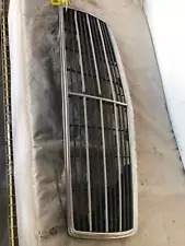 1995 - 1999 MERCEDES S-CLASS S500 Sedan Front Radiator Grill Grille OEM (For: 1995 S500)