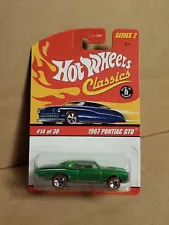 Hot Wheels Classics Series 2 14/30 1967 Pontiac GTO - Green with Clear Interior