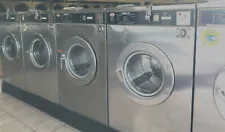 Unimac 50lb 3 phase washer. (REFURBISHED)