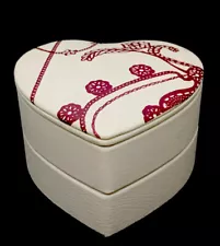 Pandora Leather Jewelry Box Heart-Shaped