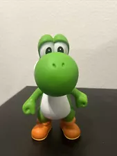 Nintendo 2006 9” Yoshi Figure 2007 / 2006 - Super Mario