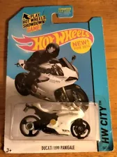 2013 Hot Wheels HW City DUCATI 1199 PANIGALE