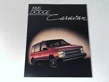 1985 DODGE CARAVAN SALES BROCHURE CATALOG IN EXCELLENT CONDITION