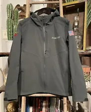Kuiu Rubicon Gray Jacket Size Medium Great Condition PAR Electric USA Flag