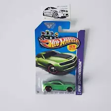 2013 Hot Wheels '13 Chevy Camaro Special Edition #194 Green