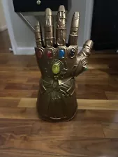 Marvel Legends Series Infinity Gauntlet Articulated Electronic Fist Lights Noise