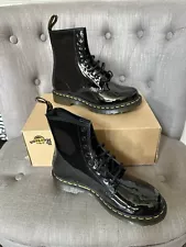 NEW Dr. Martens Black Patent Lamper Boots