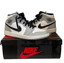 Air Jordan 1 Retro High Smoke Grey