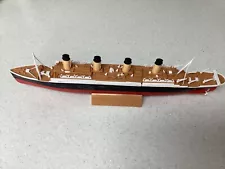 1999 Titanic Submersible Hughes Santini Model Break Apart , Ship model only.