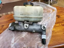 MASTER CYLINDER, OFF A SUPER DUTY F350 DUALLY