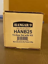 Hangar 9 B25J Tri-Gear retracts(made by Robart Mfg) HANB25