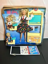 NEW VTG Teacher Barbie Talking Doll W/ Kids Board 1995 Set