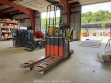 2017 Toyota 8HBE30 Electric Self Propelled Pallet Jack Forklift Truck bidadoo