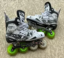 Mission Inhaler WM03 inline Hockey Skates Senior Size 9.5 E (0801-1964)