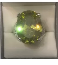 Large Faceted Peridot Stone Silver Rhodium Ring Size 7 Estate Vintage Style