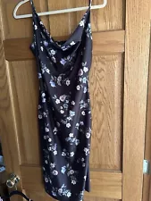 Black Floral Juniors Dress Size Large Iris Worn Once