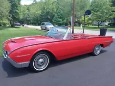 1962 Ford Thunderbird