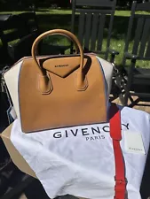 Gorgeous! Authentic Givenchy Sugar Medium Tri-Color Goat Antigona Bag