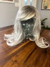 Heartemis Synthetic Wig 22 " Ombre Silver Blonde Ash